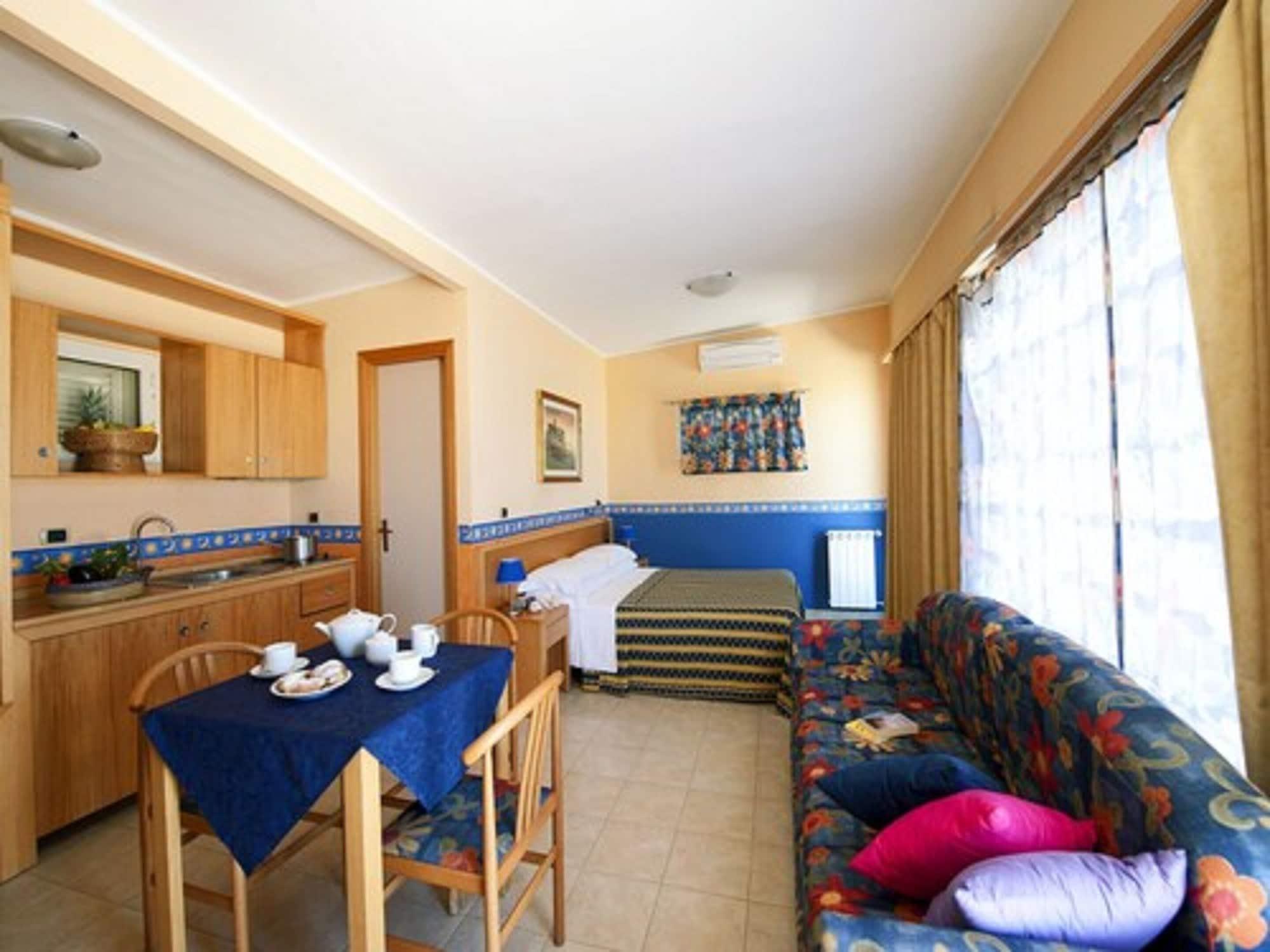 Villaggio Albergo Internazionale La Plaja CTA Zimmer foto
